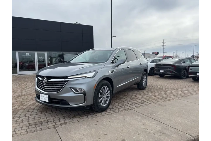 $35798 : 2023 Enclave Essence image 1