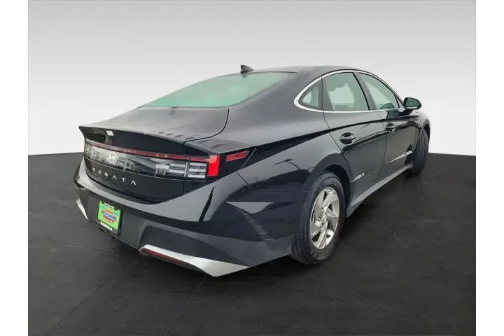 $22995 : Hyundai SONATA 2025 SE 4dr S image 4
