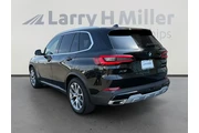 BMW X5 2021 AWD xDrive40i 4d thumbnail