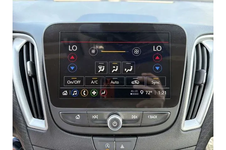 $17950 : Chevrolet Malibu 2024 LT 4dr image 5