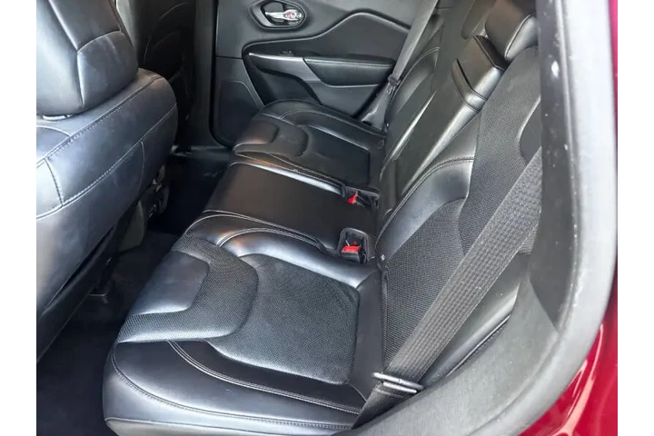 $12999 : 2019 Cherokee Limited image 9
