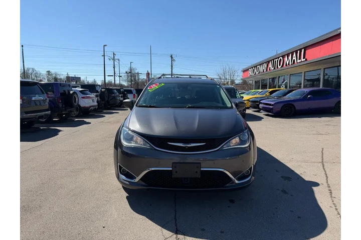 $11450 : 2018 Pacifica Touring L image 7