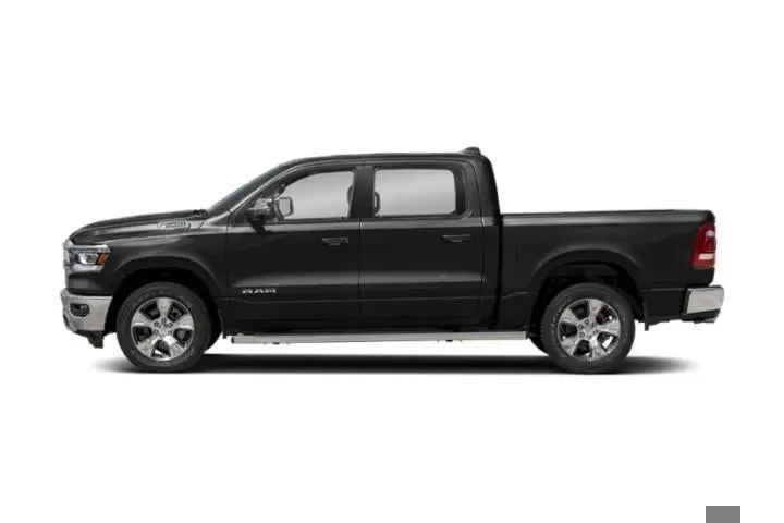 $32652 : Ram 1500 2024 4x2 Laramie 4d image 2