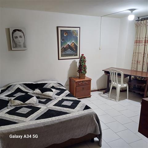 $550000 : Arrendo habitacion amoblada image 1