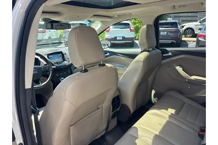 $11985 : Ford Escape 2019 AWD Titaniu image 10