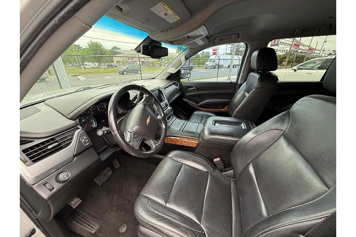 $27800 : 2018 Suburban Premier 2WD image 3
