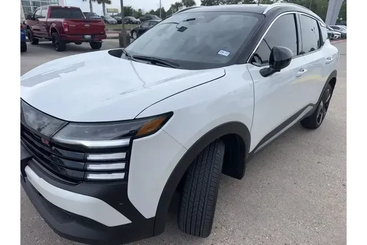 $26728 : Nissan Kicks 2025 SR 4dr Cro image 1