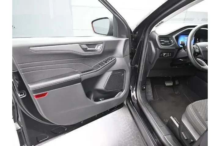 $21900 : Ford Escape 2023 AWD Active image 8
