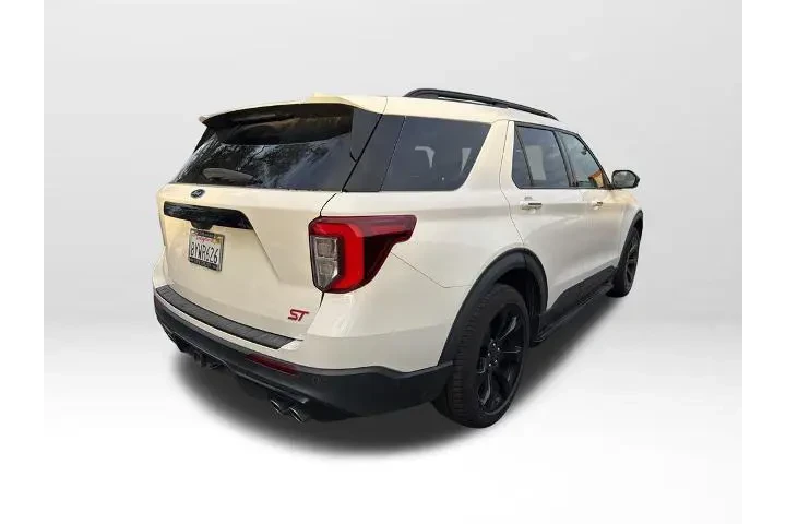 $35172 : Ford Explorer 2021 AWD ST 4d image 3