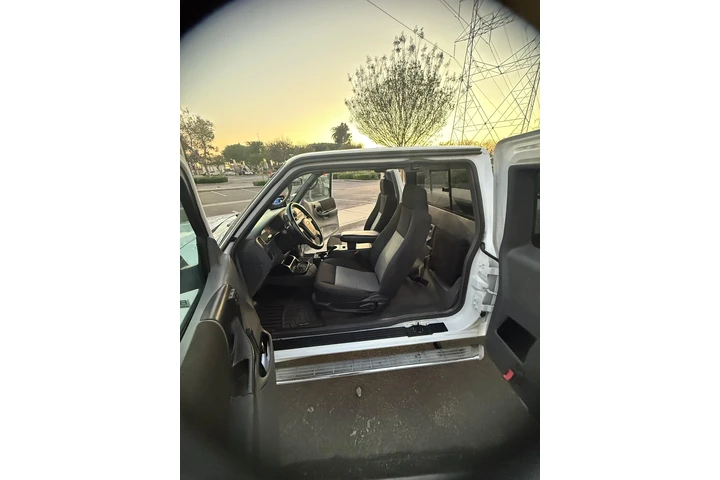$7500 : Ford Ranger 2008 image 3