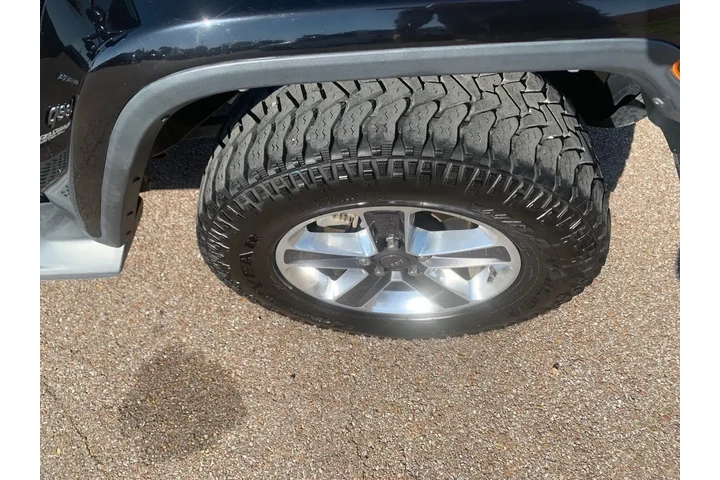 $26775 : Jeep Wrangler Unlimited 2018 image 10