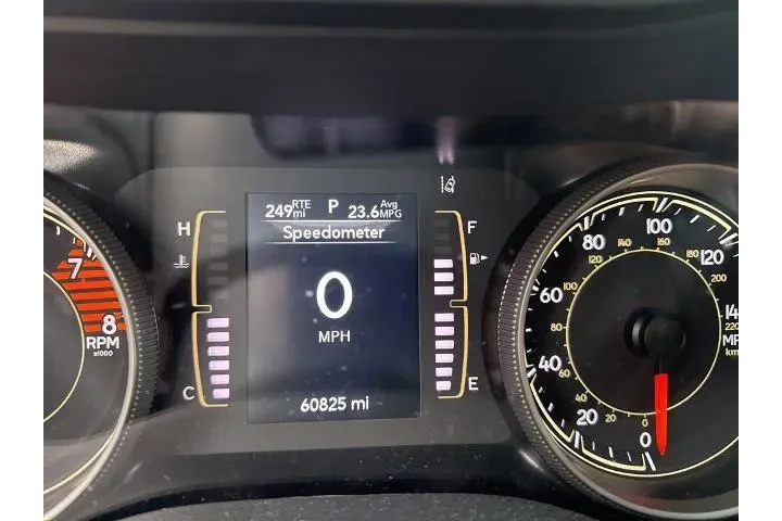 $22207 : Jeep Cherokee 2022 4x4 X 4dr image 6