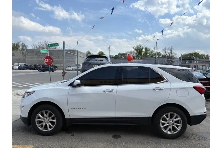 2018 Equinox LT image 5