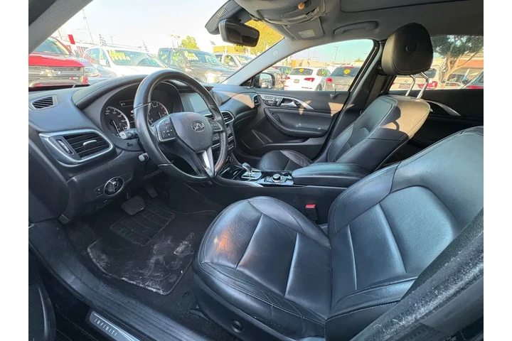 $14988 : 2017 QX30 Premium image 10