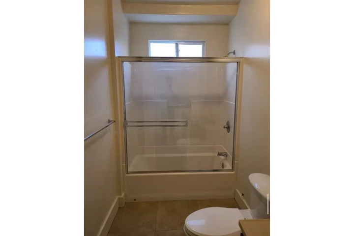 $2500 : Available 3Bed in Los Angeles, image 7