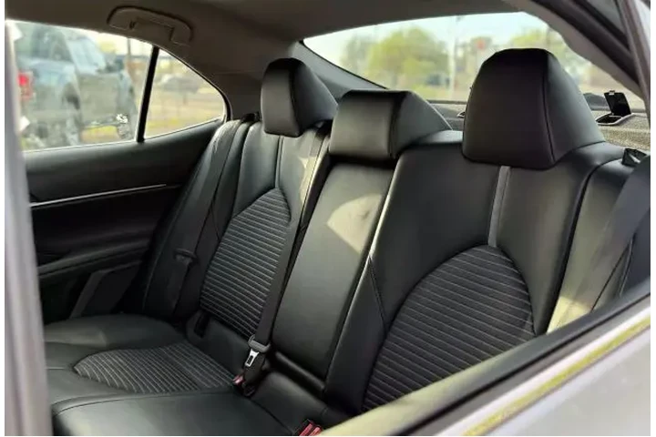 $28700 : 2022 TOYOTA CAMRY2022 TOYOTA image 9