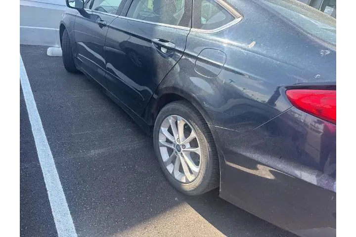 $26545 : Ford Fusion 2020 SE 4dr Seda image 9
