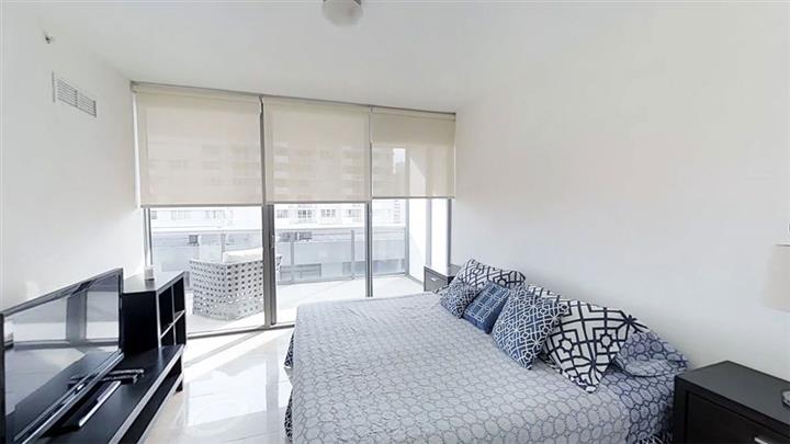 $705000 : Miami Beach Mei Apartamento image 3