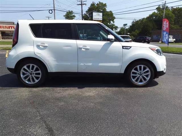 $14600 : 2017 KIA SOUL2017 KIA SOUL image 3