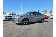 $19900 : Hyundai ELANTRA Hybrid 2023 thumbnail
