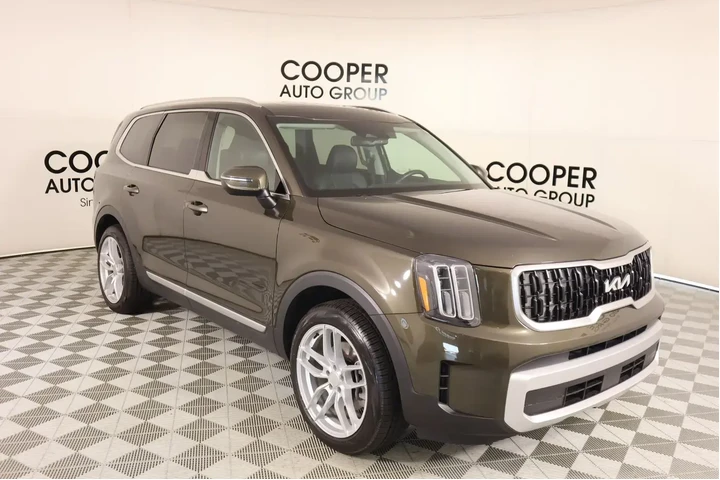 $37749 : Kia Telluride 2024 AWD EX 4d image 1
