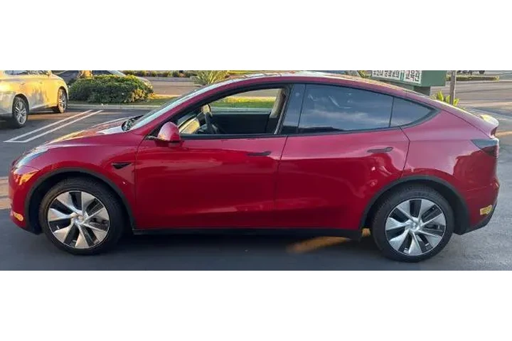 $29800 : Tesla Model Y 2021 AWD Long image 5