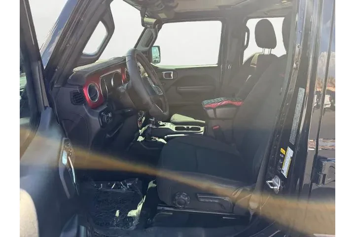 $36287 : Jeep Wrangler Unlimited 2021 image 9