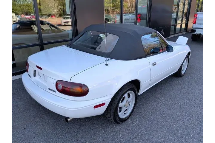 $14995 : Mazda MX-5 Miata 1991 2dr Co image 7