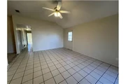 $1200 : Rental property with 3 bedro thumbnail