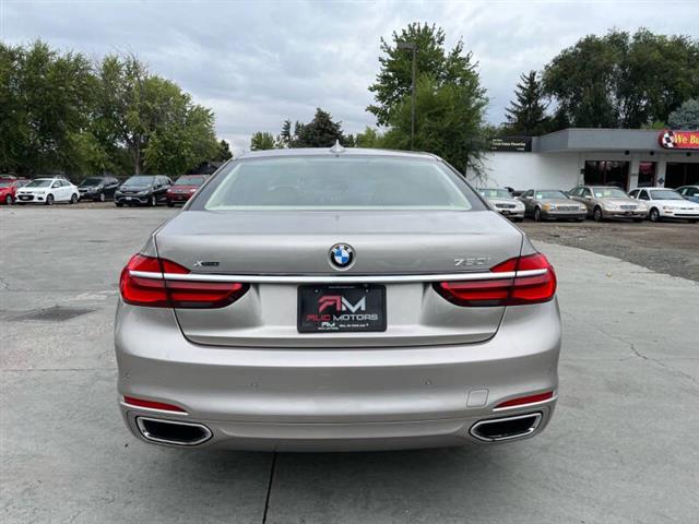 $26500 : 2016 BMW 7 Series 750i xDrive image 7