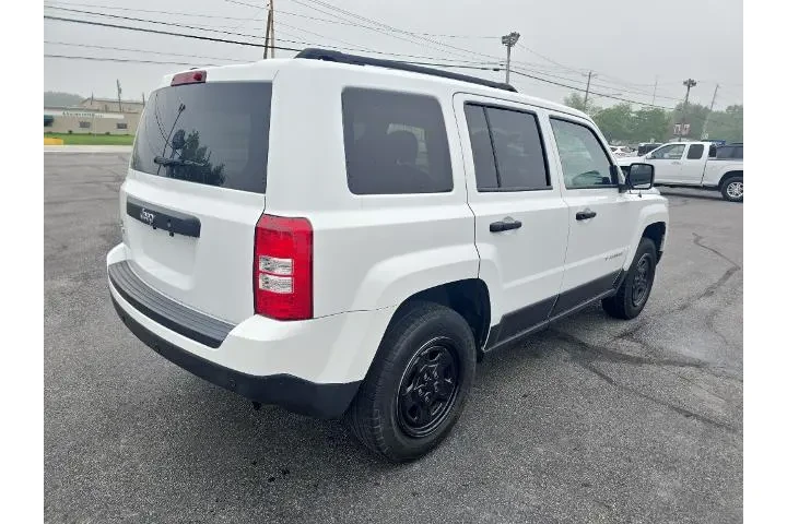 $10449 : Jeep Patriot 2014 4x4 Sport image 6