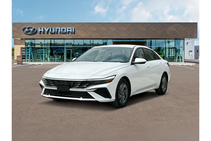 $19800 : Hyundai ELANTRA 2024 SEL 4dr image 1