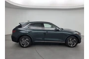$33998 : Genesis GV70 2022 AWD 2.5T S thumbnail