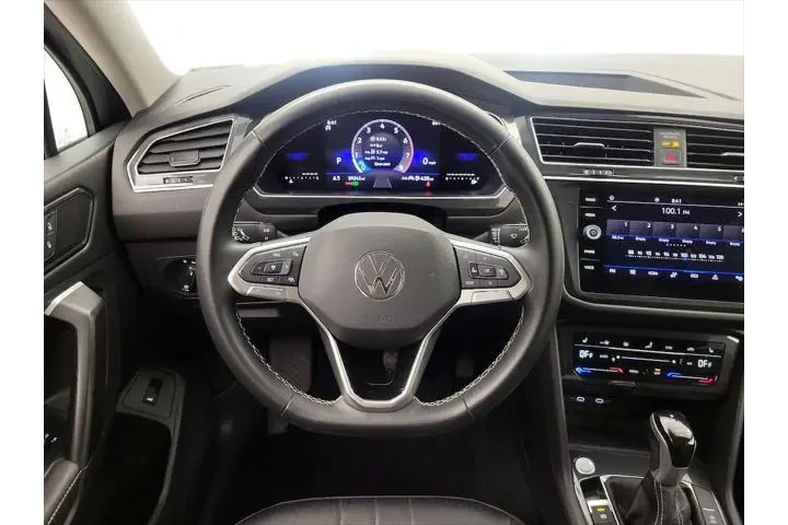 $21998 : Volkswagen Tiguan 2024 SE 4d image 10
