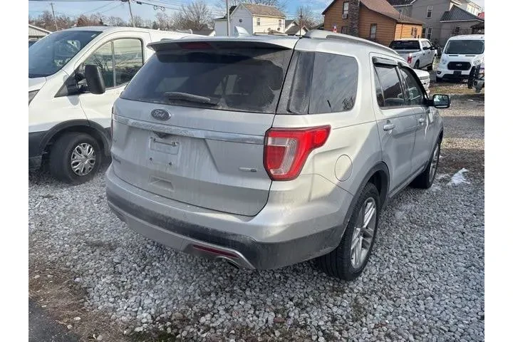 $10000 : Ford Explorer 2016 AWD XLT 4 image 4
