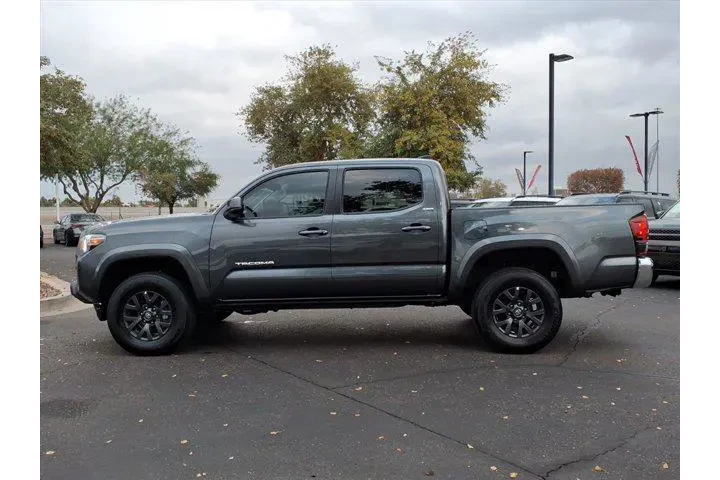 $32999 : Toyota Tacoma 2023 4x2 SR5 V image 2