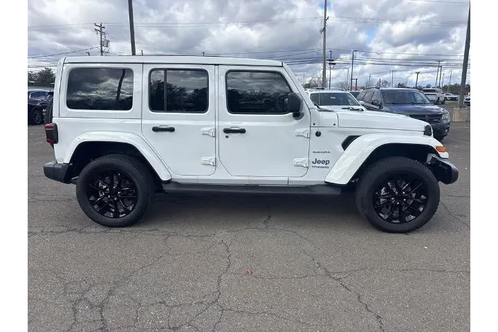 $31890 : Jeep Wrangler Unlimited 2022 image 6
