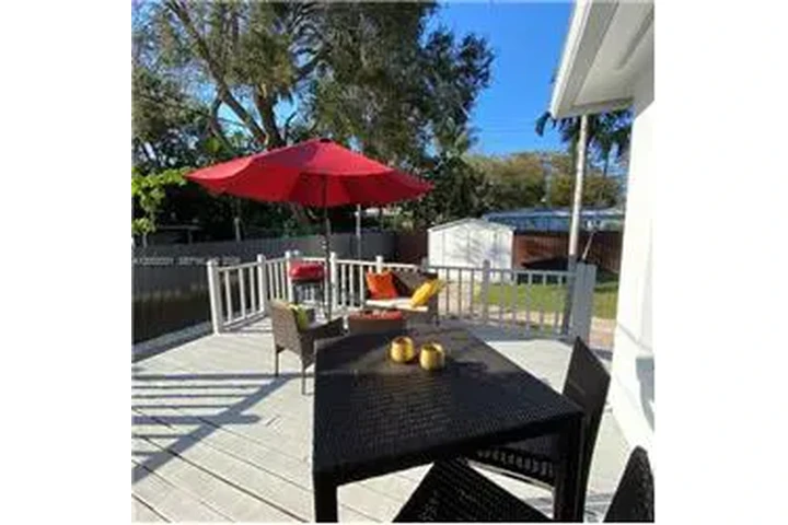 $4500 : Rental property with 3 bedro image 9