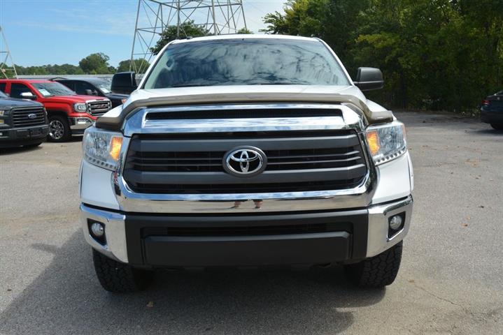 2015 Tundra SR5 image 3