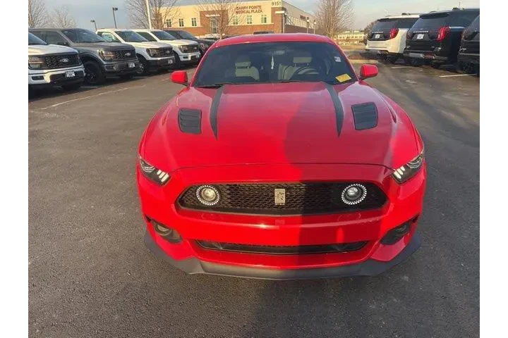 $23000 : Ford Mustang 2017 GT 2dr Fas image 2