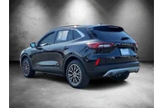 $34084 : Ford Escape Plug-In Hybrid 2 thumbnail