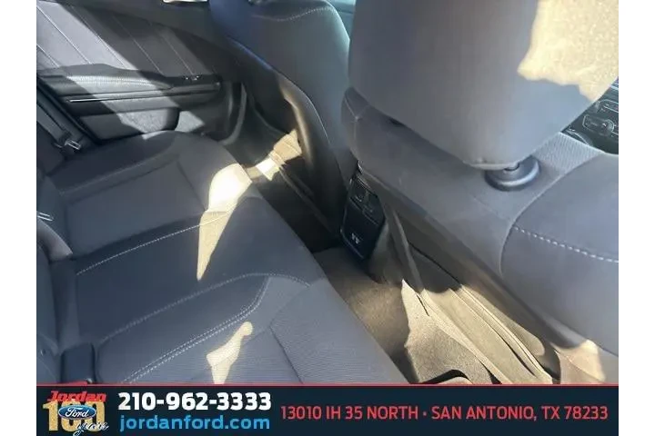 $13842 : Dodge Charger 2019 SXT 4dr S image 7