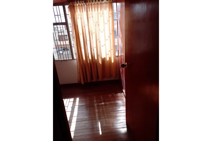 $680000 : Arriendo habitación caballero image 4