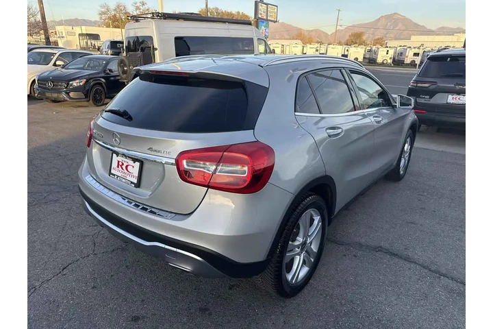 $14910 : 2018 GLA 250 4MATIC SUV image 6