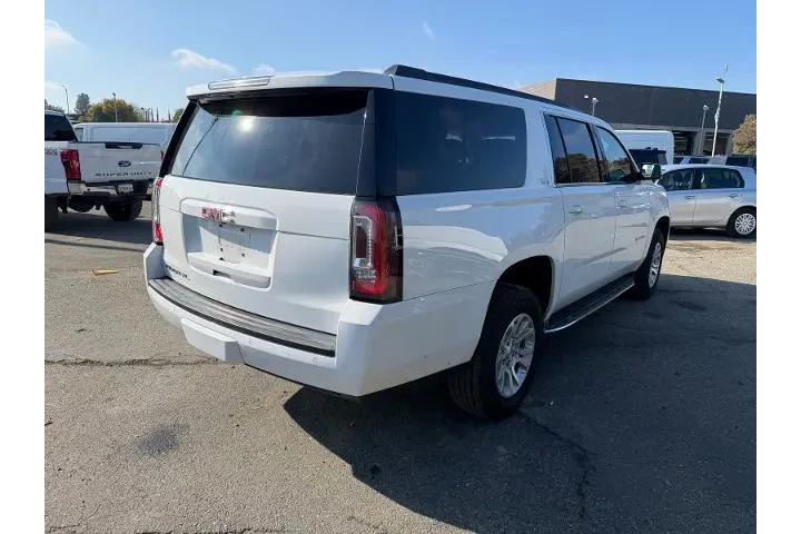 $29500 : GMC Yukon XL 2019 4x2 SLT 4d image 5