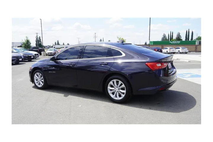 $18984 : 2023 Malibu LT image 8