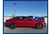 $25847 : Hyundai SONATA 2024 SEL 4dr thumbnail