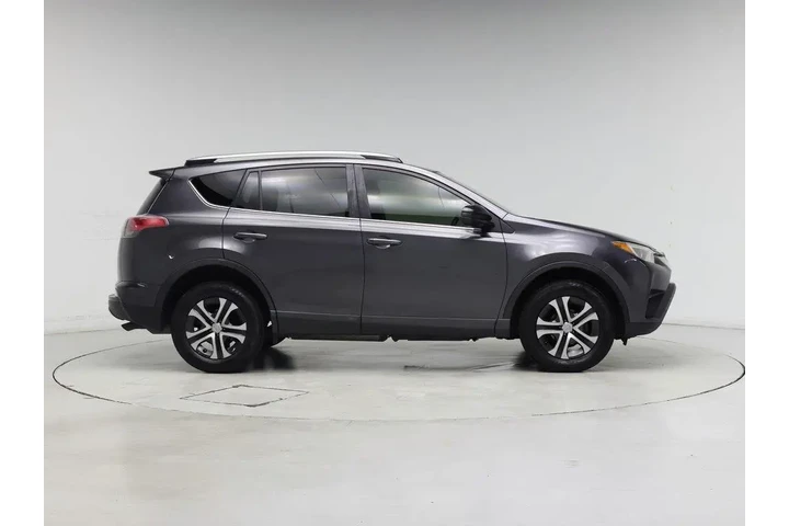 $16998 : Toyota RAV4 2018 LE 4dr SUV image 7