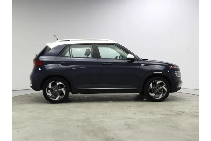$17998 : Hyundai VENUE 2023 Limited 4 image 7