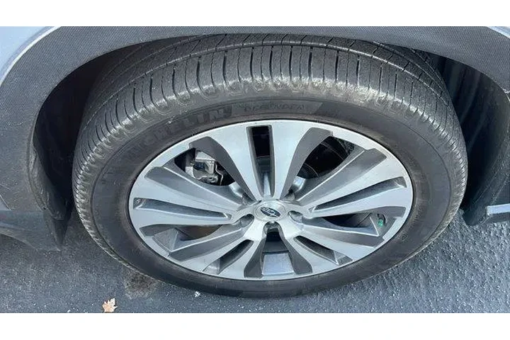 $21984 : Subaru Ascent 2021 AWD Limit image 2